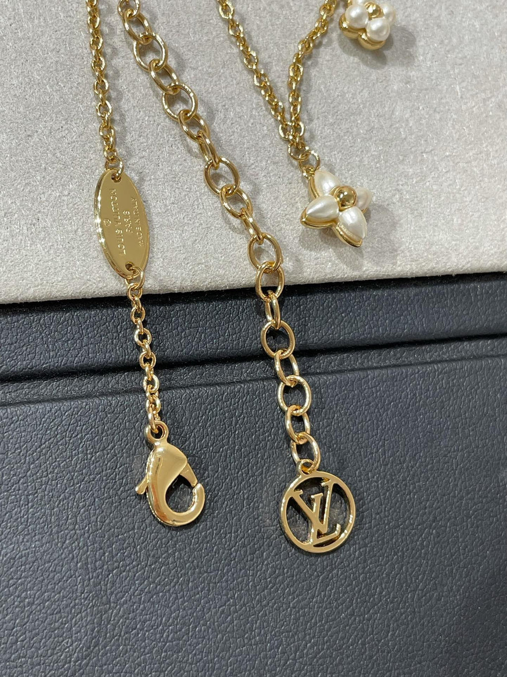 Loco FLOWERGRAM GOLD MOP DOUBLE ROW NECKLACE