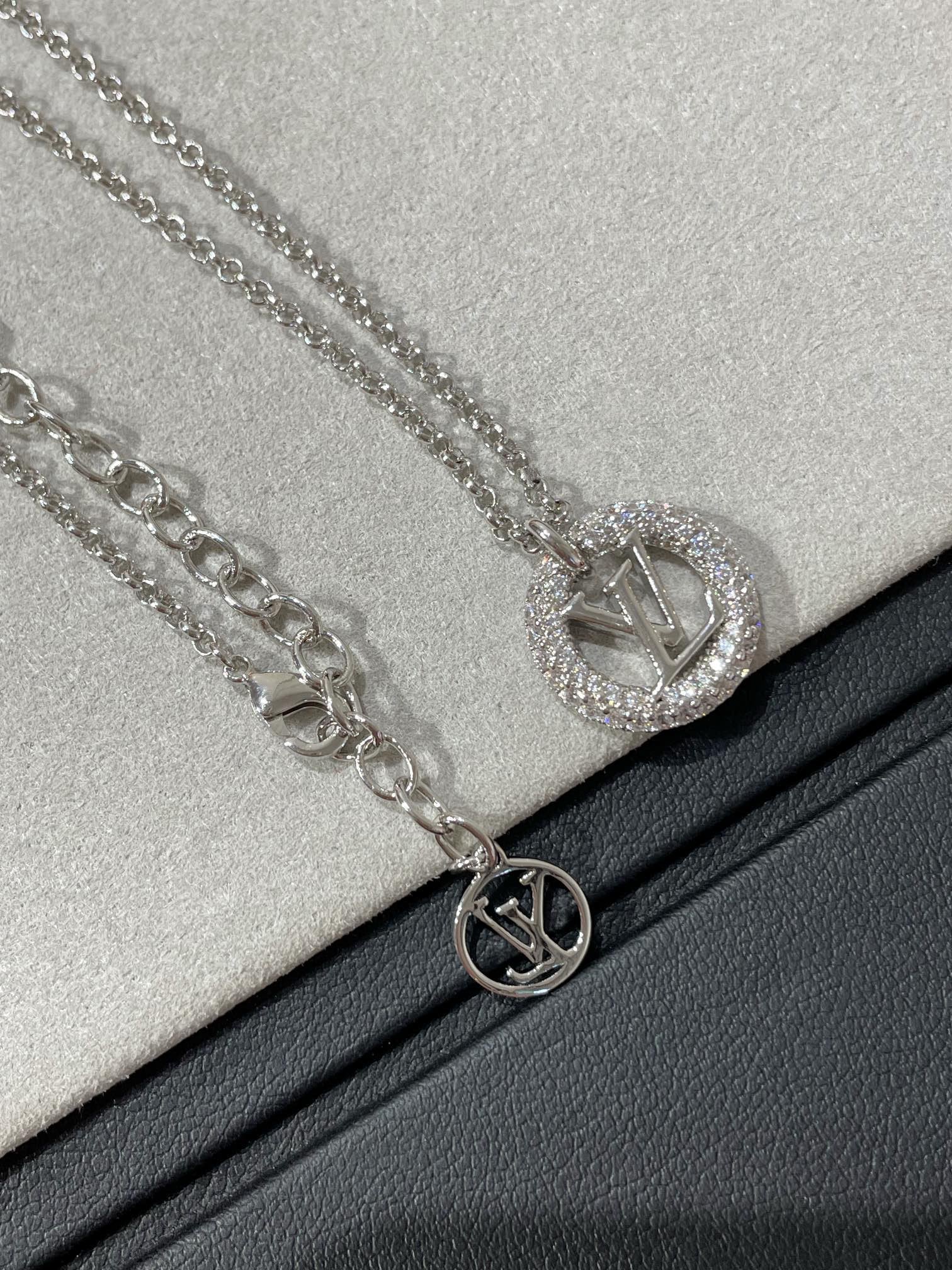 Loco BY NIGHT DIAMOND PAVED NECKLACE