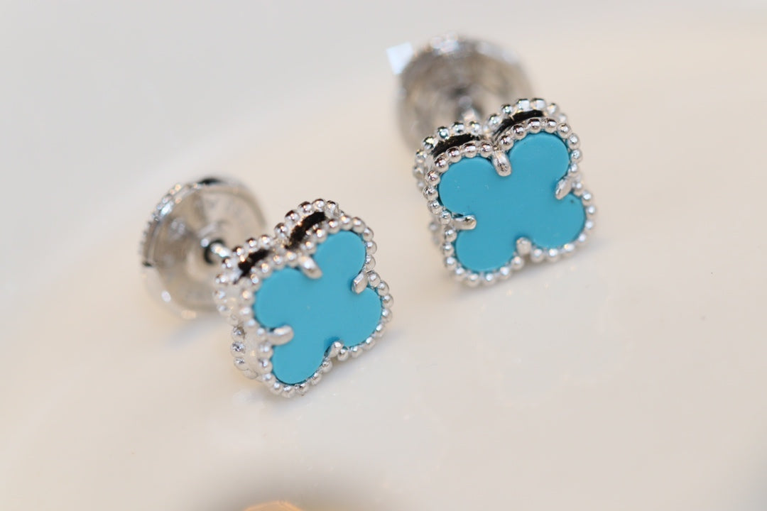 Loco CLOVER MINI TURQUOISE SILVER STUD EARRINGS
