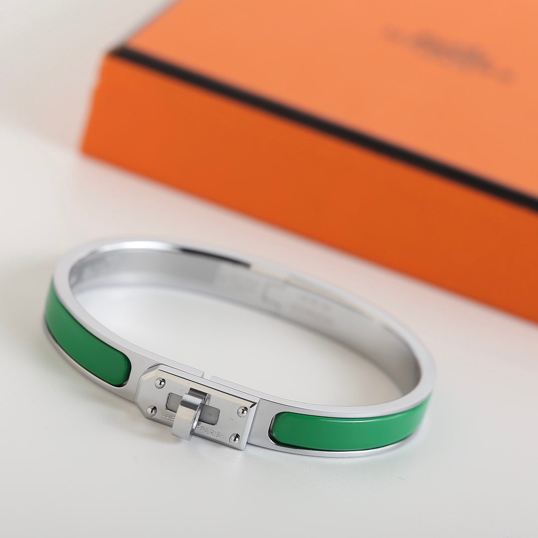 Loco HM KELLY GREEN BRACELET
