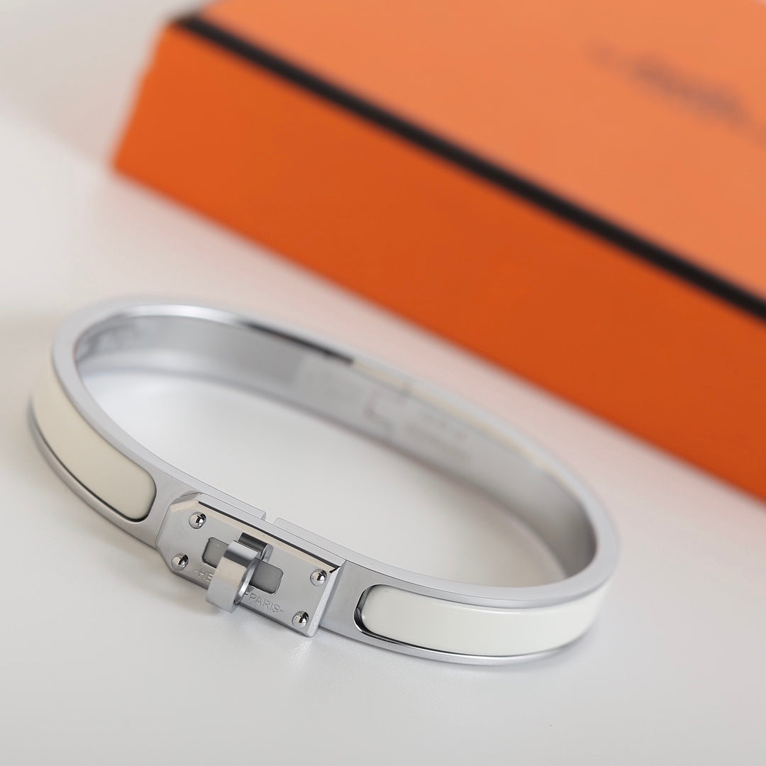 Loco HM KELLY WHITE BRACELET