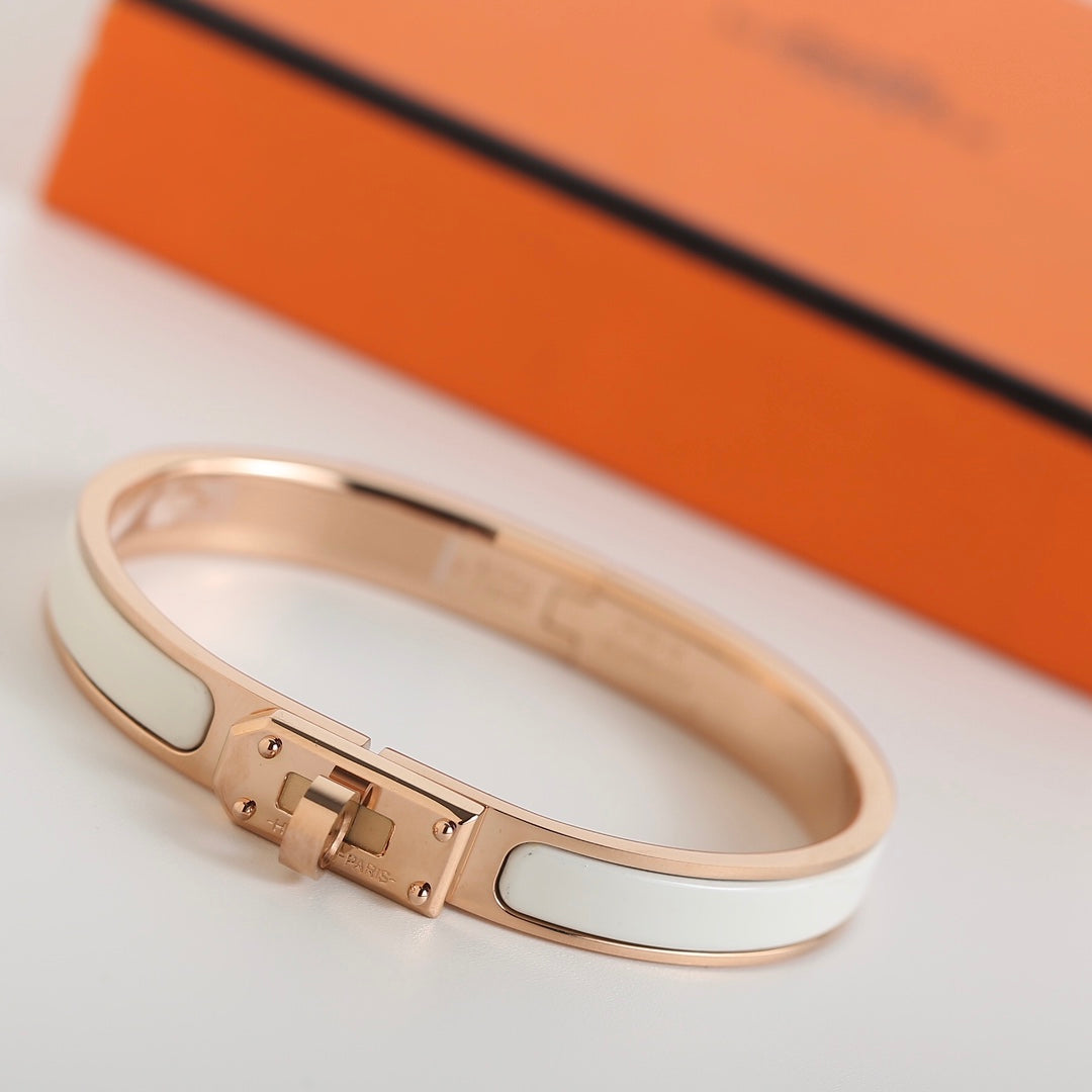 Loco HM KELLY WHITE BRACELET