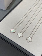 Loco CLOVER MEDIUM SILVER WHITE MOP NECKLACE