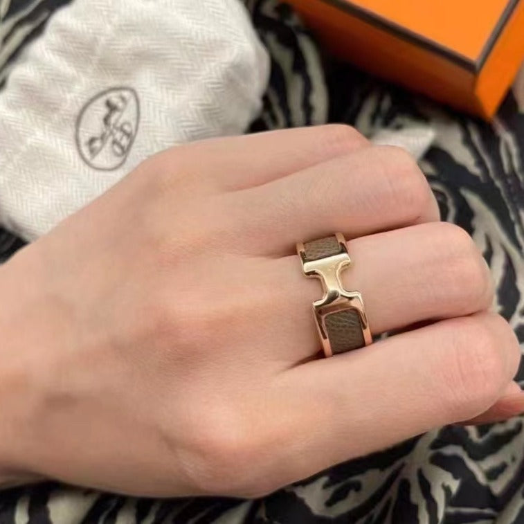 Loco OLYMPE PINK GOLD RING