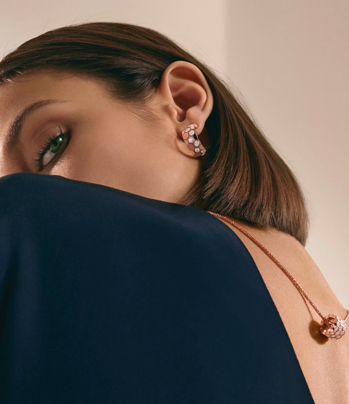 Loco BEE LOVE DIAMOND HOOP EARRINGS