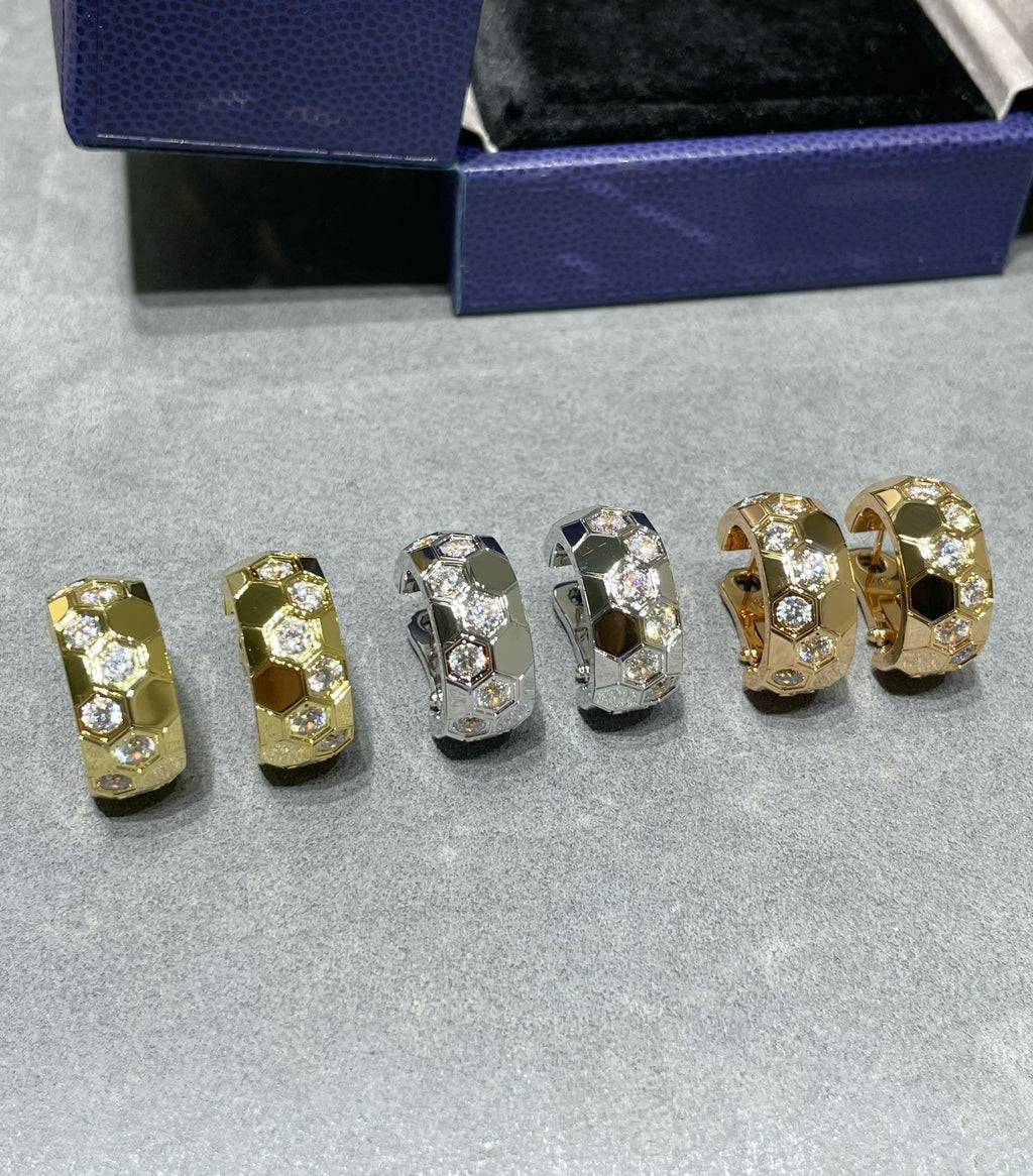 Loco BEE LOVE DIAMOND HOOP EARRINGS