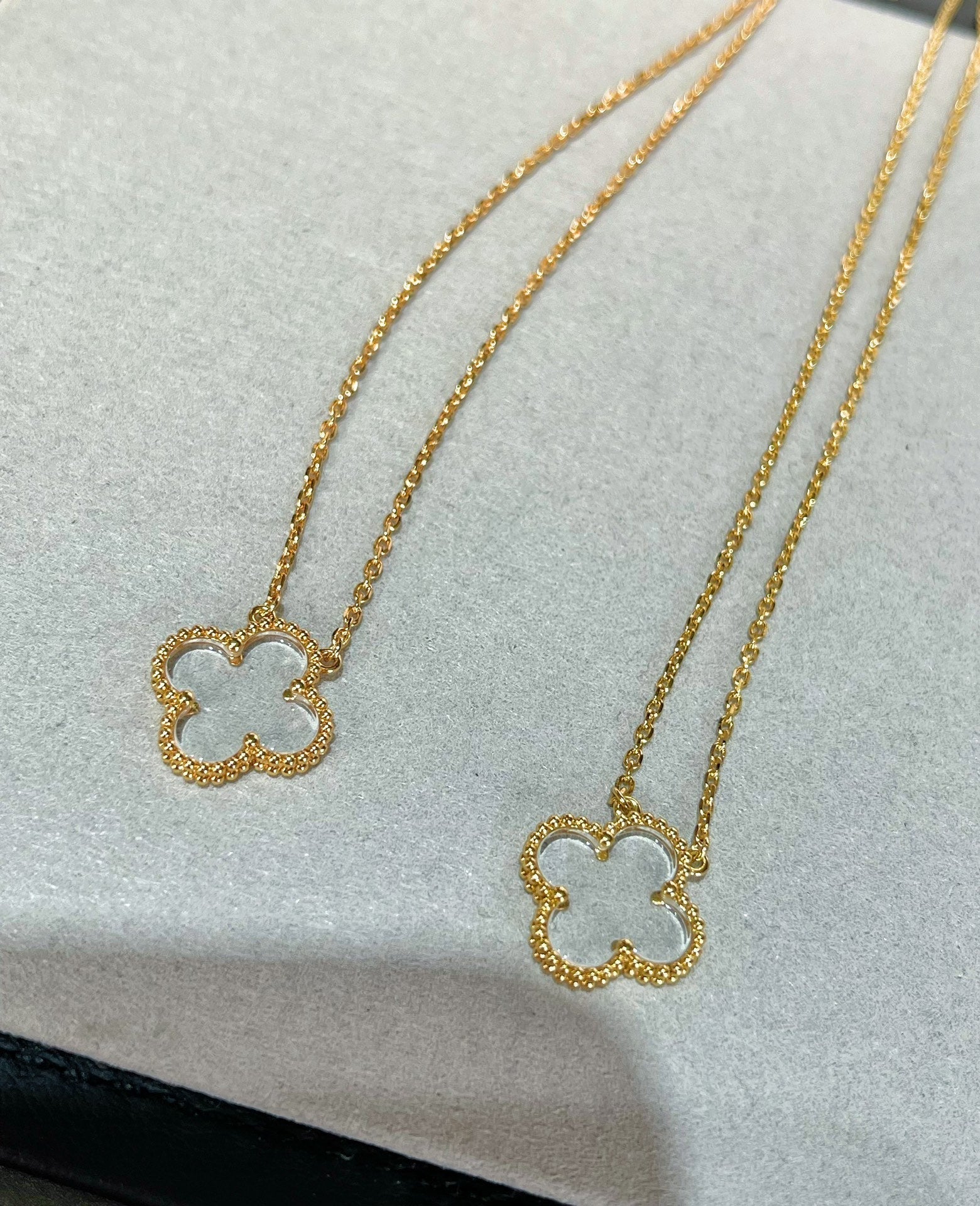 Loco CLOVER ROCK CRYSTAL ROSE GOLD NECKLACE