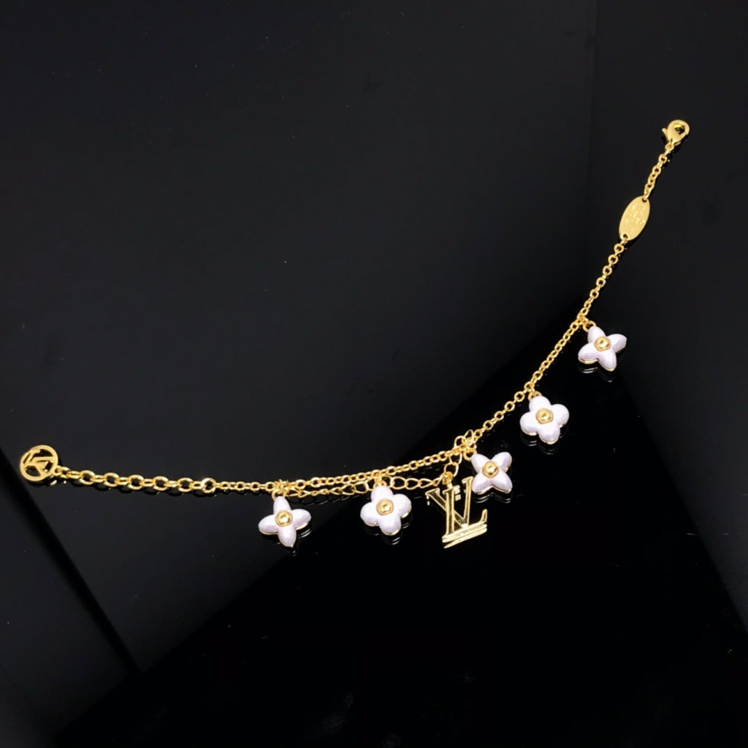 Loco LOGO 6 MOTIF STAR AND SUN GOLD BRACELET