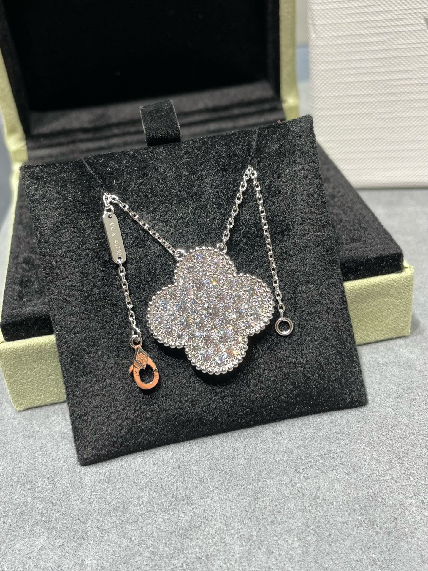 Loco CLOVER 25MM LARGE PENDANT DIAMOND PAVED SILVER NECKLACE