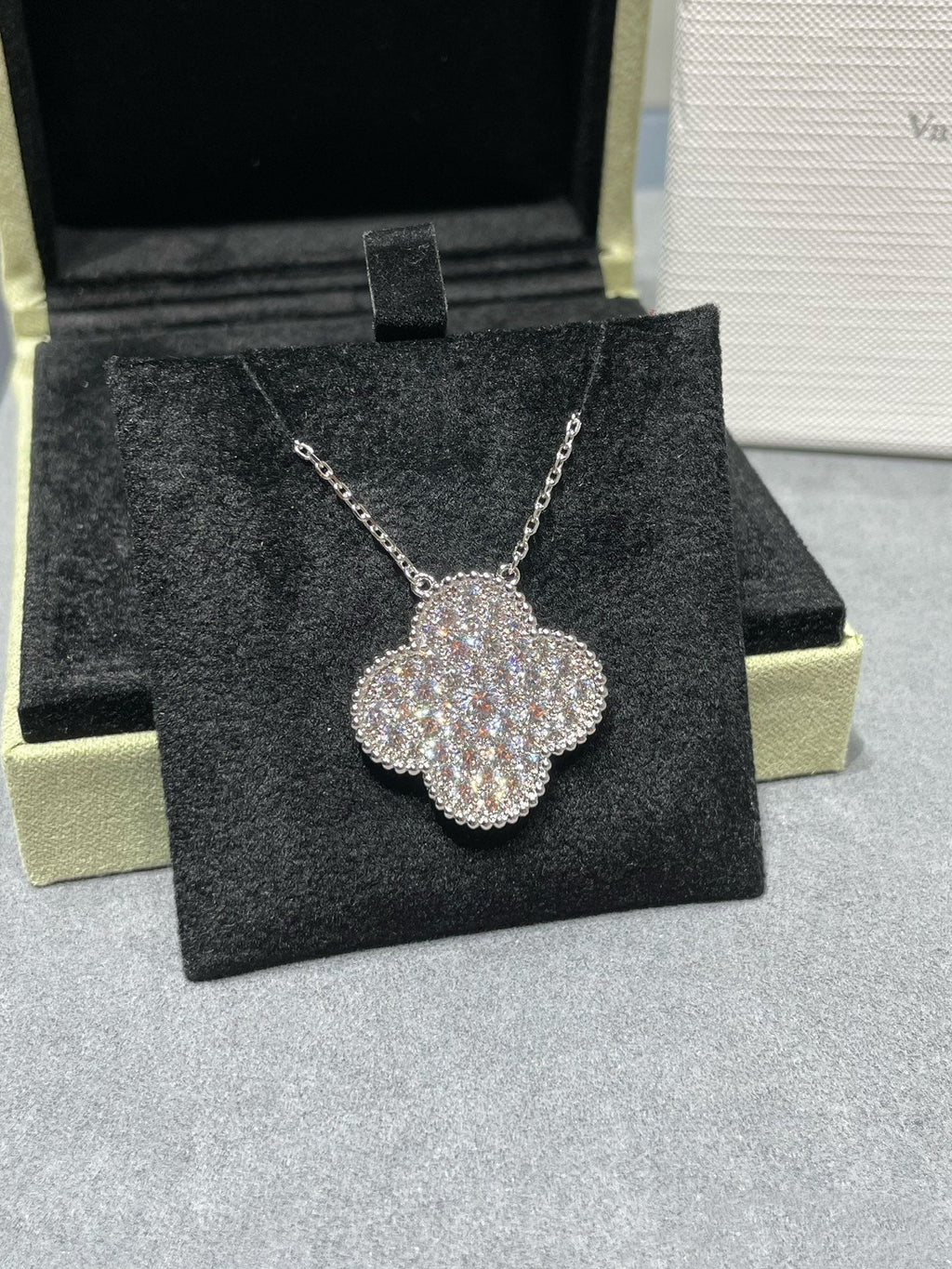 Loco CLOVER 25MM LARGE PENDANT DIAMOND PAVED SILVER NECKLACE