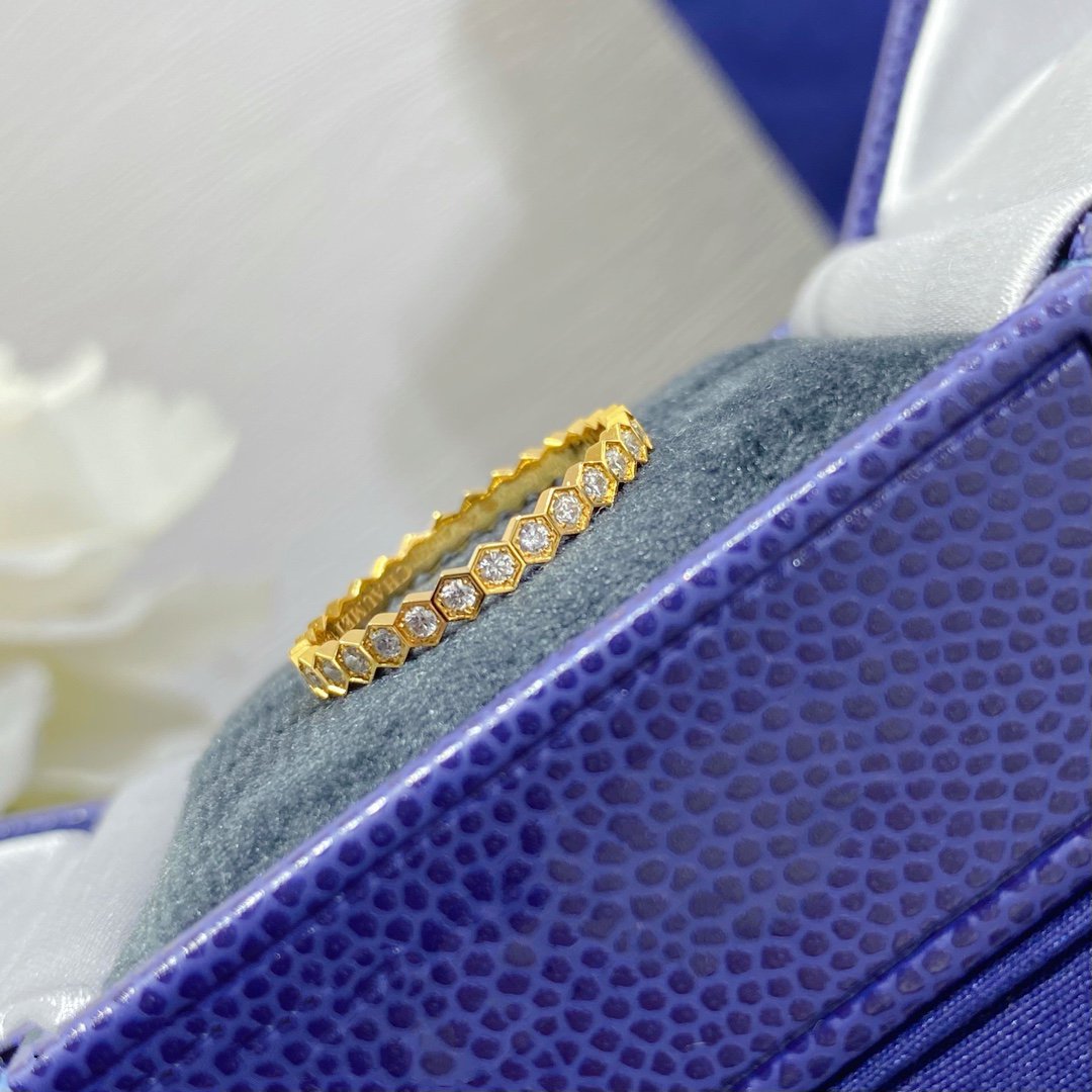 Loco BEE LOVE DIAMOND PAVED SMALL RING