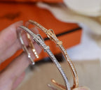[Loco ] DIAMOND-ENCRUSTED BRACELET THREE COLORS
