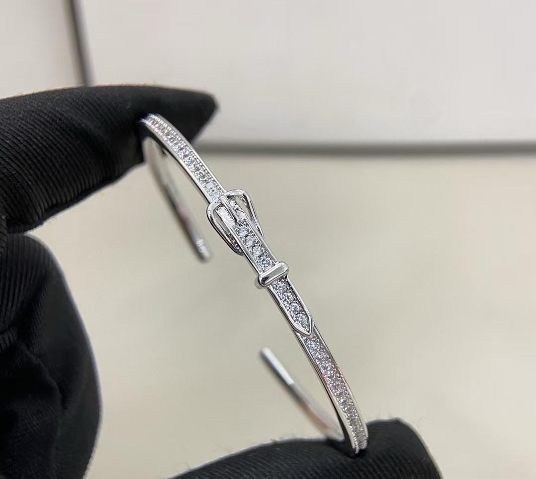 [Loco ] DIAMOND-ENCRUSTED BRACELET THREE COLORS