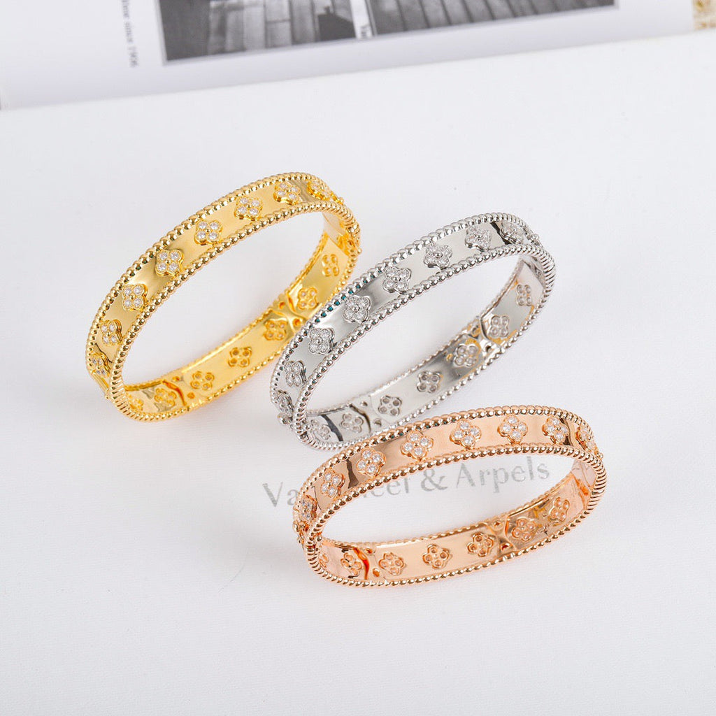 Loco CLOVER BRACELET 8MM DIAMONDS
