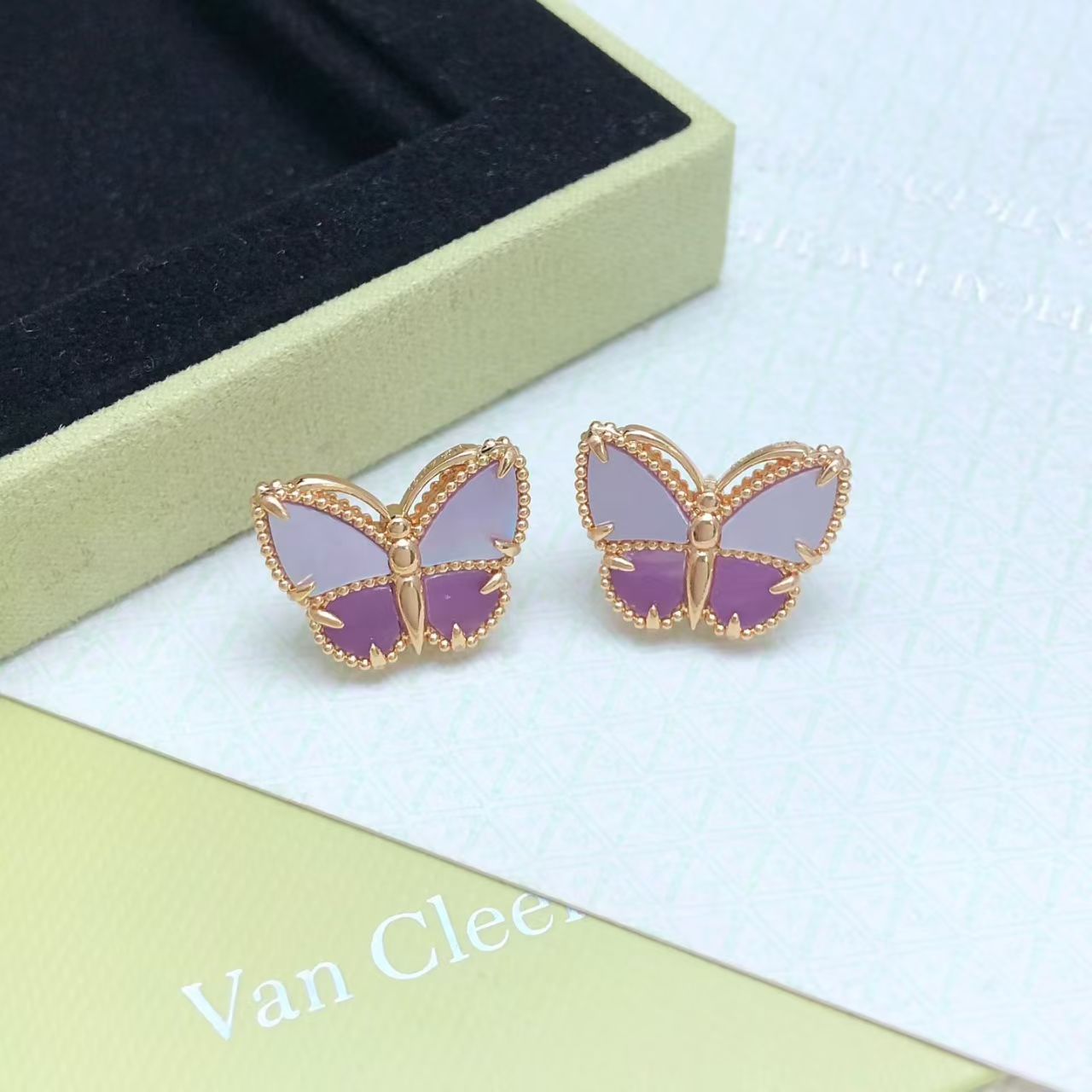 [Loco ] 26 NEW CLOVER LUCKY LIGHT PURPLE SET