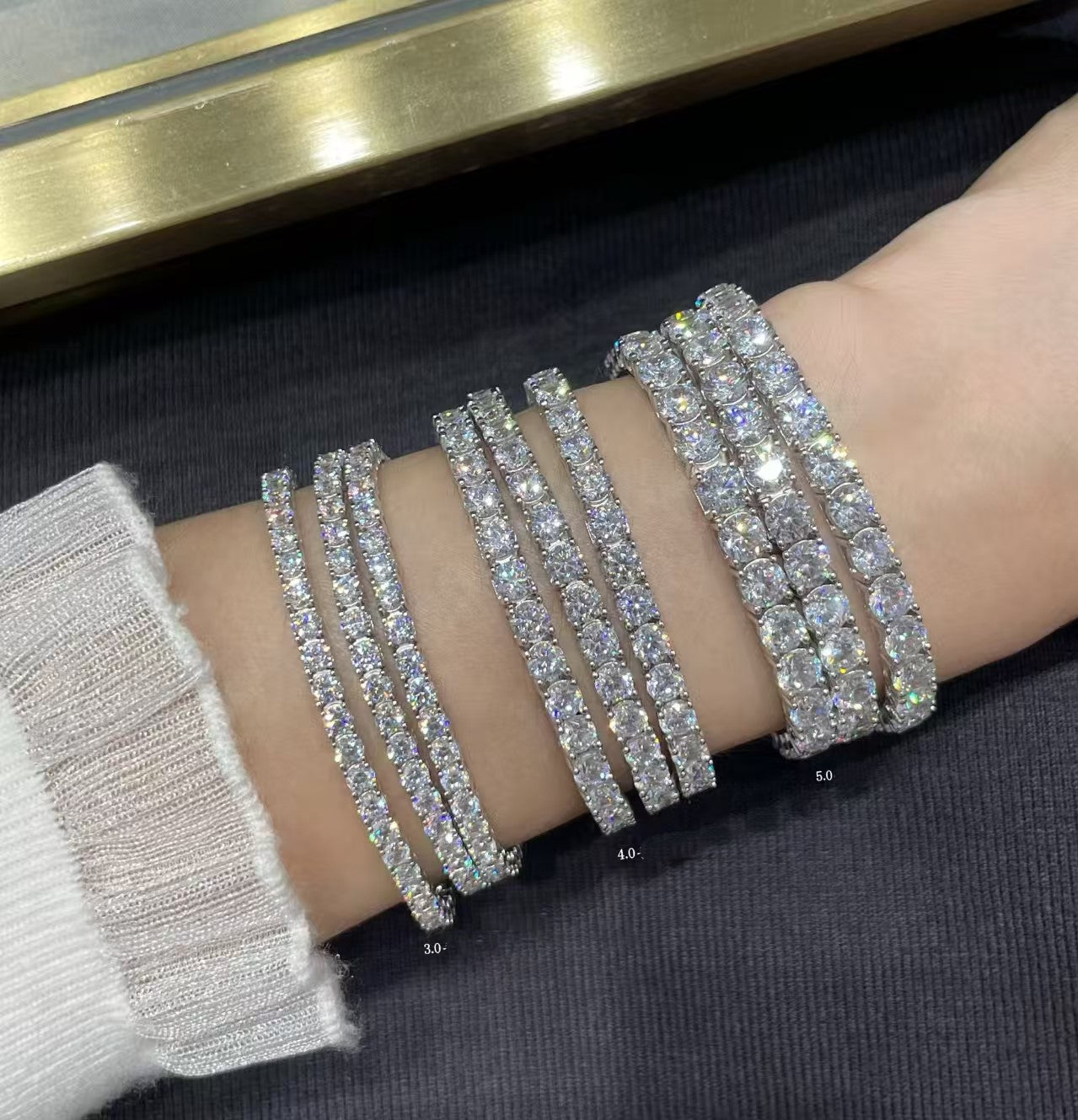 [Loco ]TENNIS BRACELET WITH FULL DIAMOND SETTING