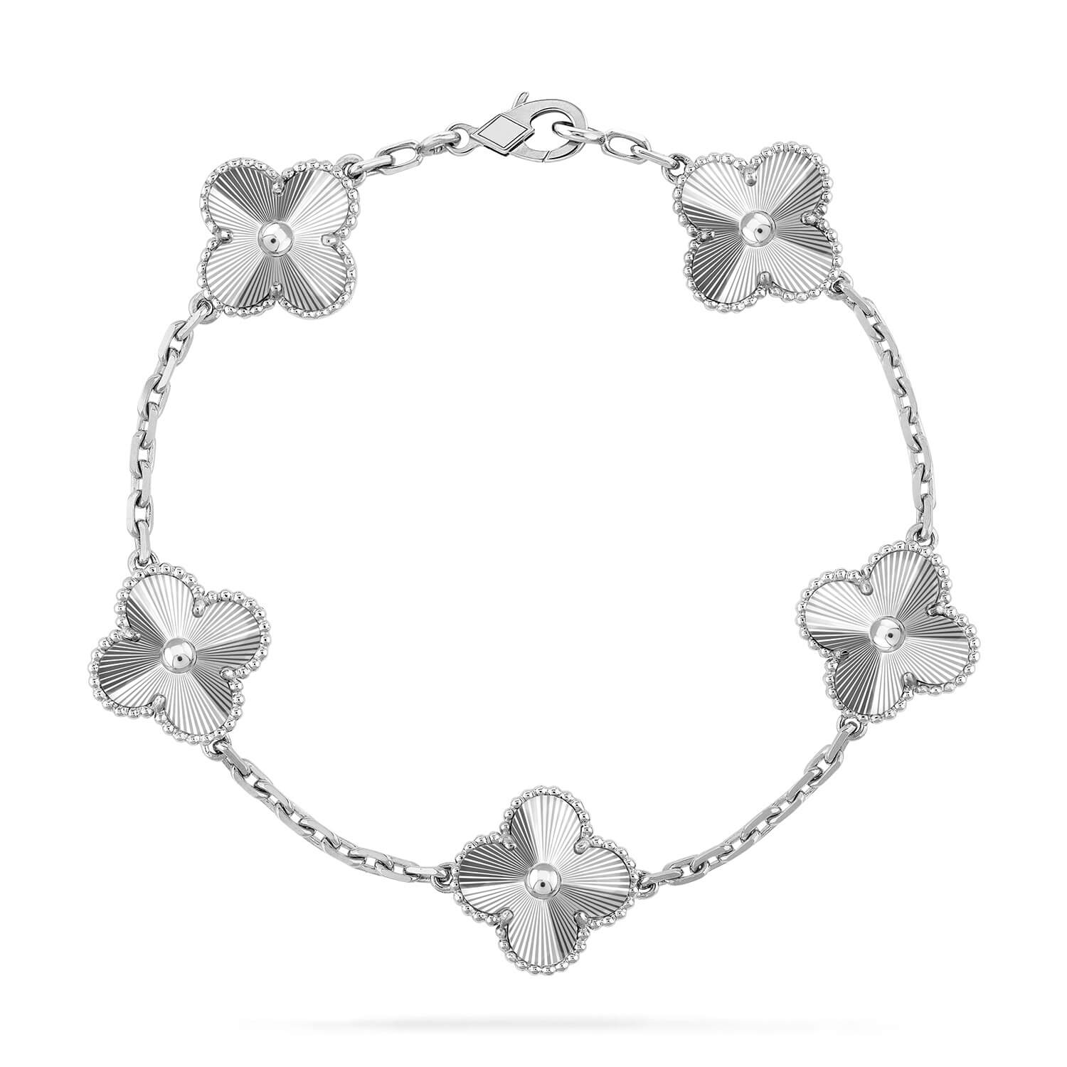 [Loco ]New  CLOVER 5 MOTIF LASER BRACELET COLLECTION