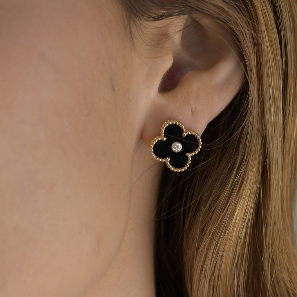 Loco CLOVER MEDIUM 1 MOTIFS ONYX DIAMOND EARRINGS