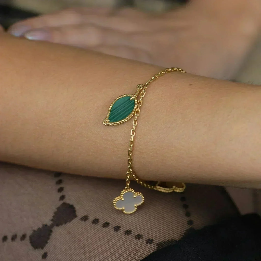 Loco LUCKY SPRING 5 MOTIF GOLD BRACELET