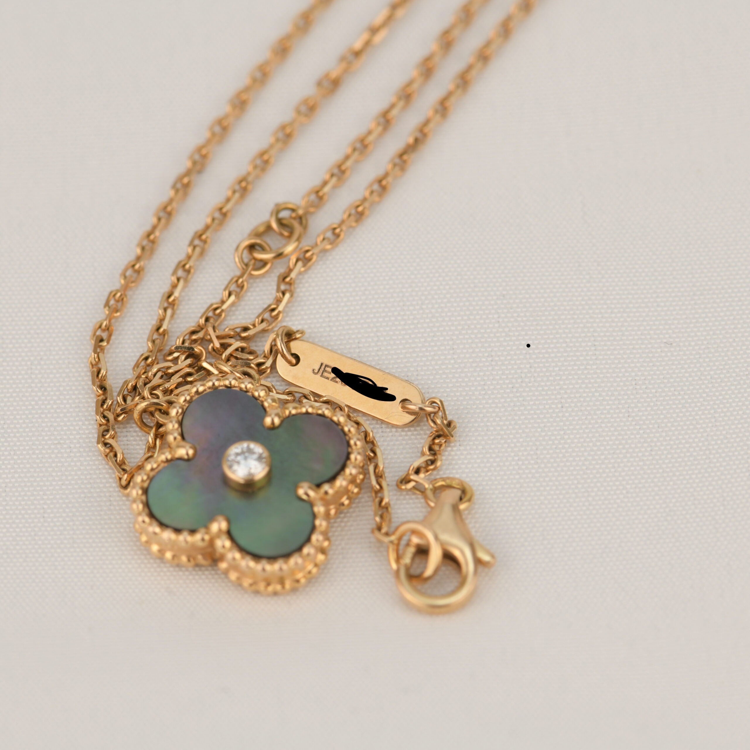 Loco CLOVER 15MM DIAMOND AND MOTHER-OF-GREY NECKLACE