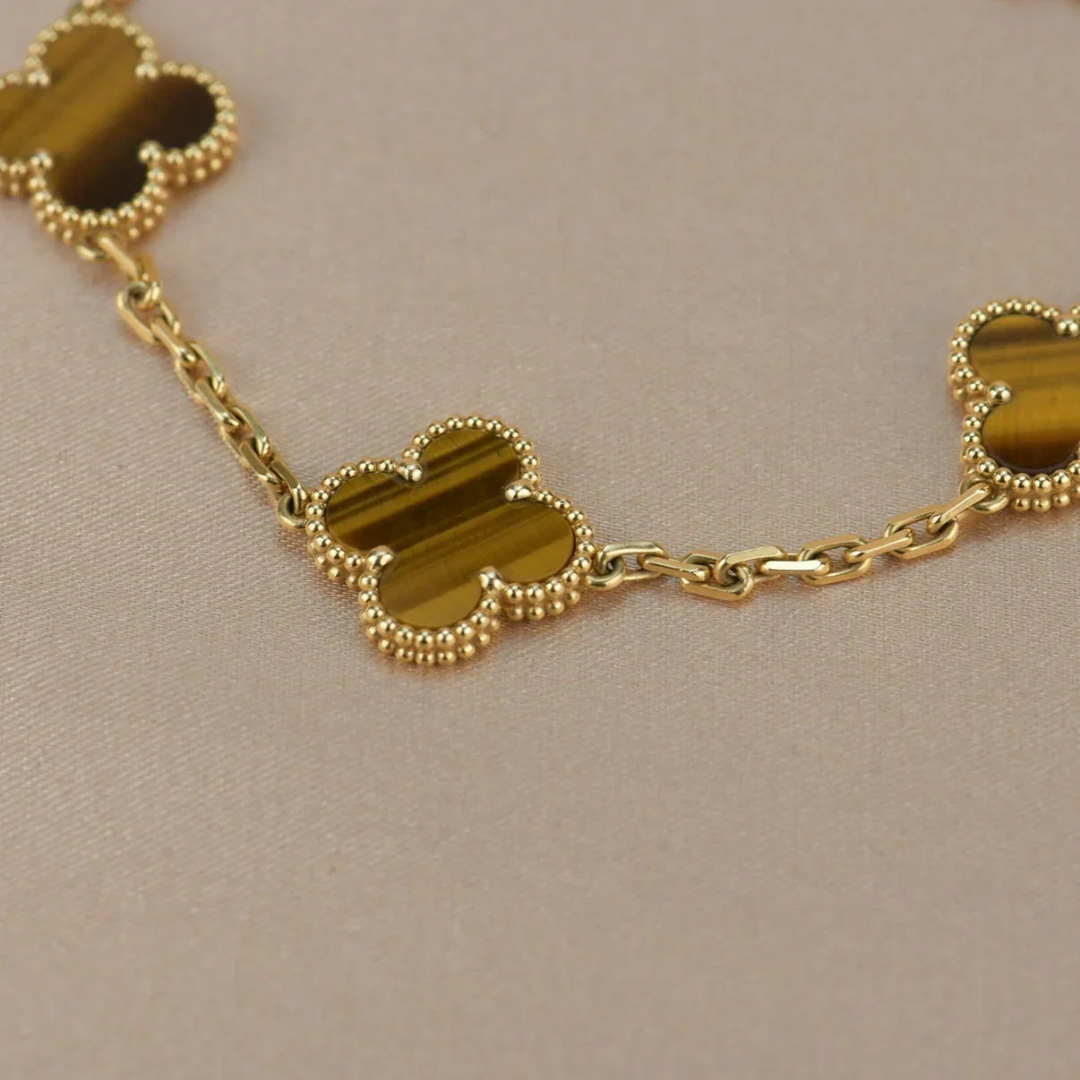 [Loco ]New  CLOVER 5 MOTIFS TIGER EYE BRACELET COLLECTION
