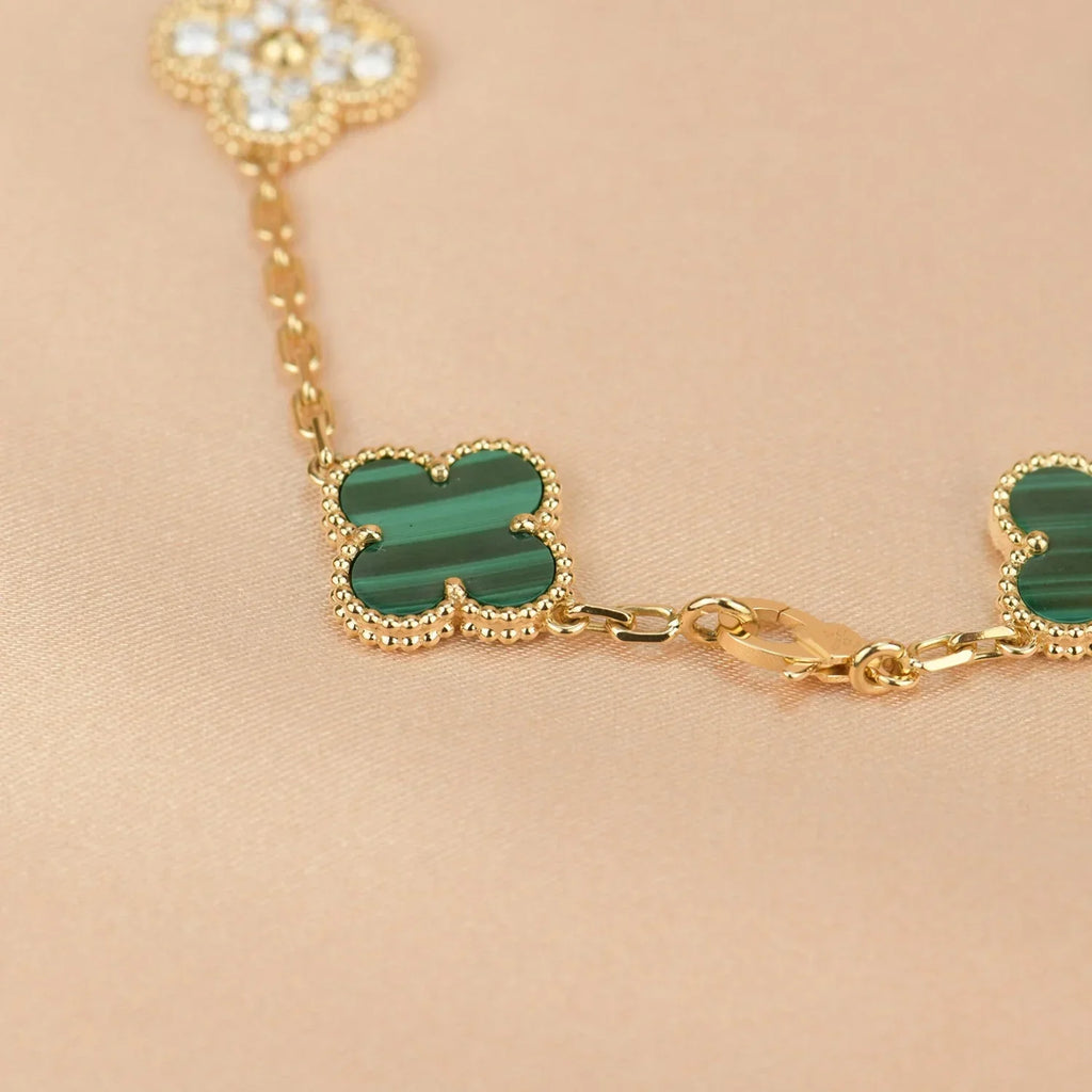 [Loco ]New  CLOVER 5 MOTIF MALACHITE BRACELET COLLECTION