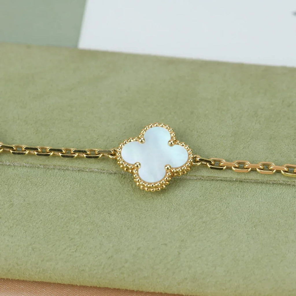 [Loco ]New CLOVER WHITE PEARL MOP 5 MOTIF BRACELET COLLECTION