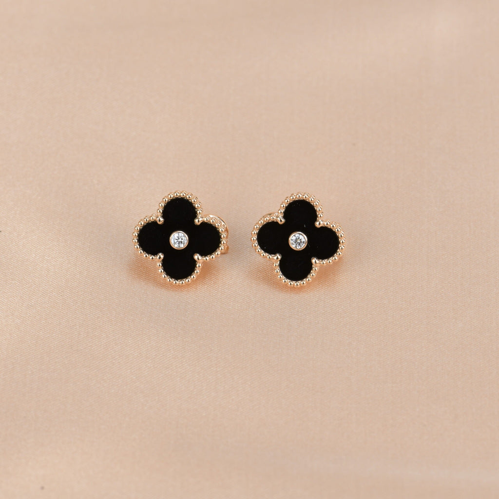 Loco CLOVER MEDIUM 1 MOTIFS ONYX DIAMOND EARRINGS