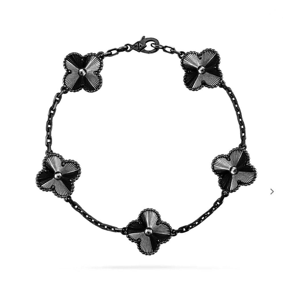 [Loco ]New CLOVER 5 MOTIF BLACK BRACELET