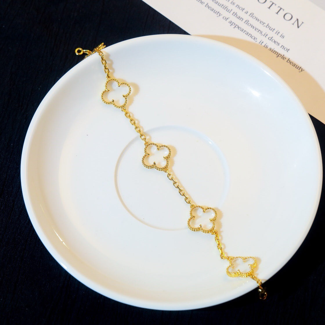 [Loco ]New CLOVER 5 MOTIF ROCK CRYSTAL BRACELET
