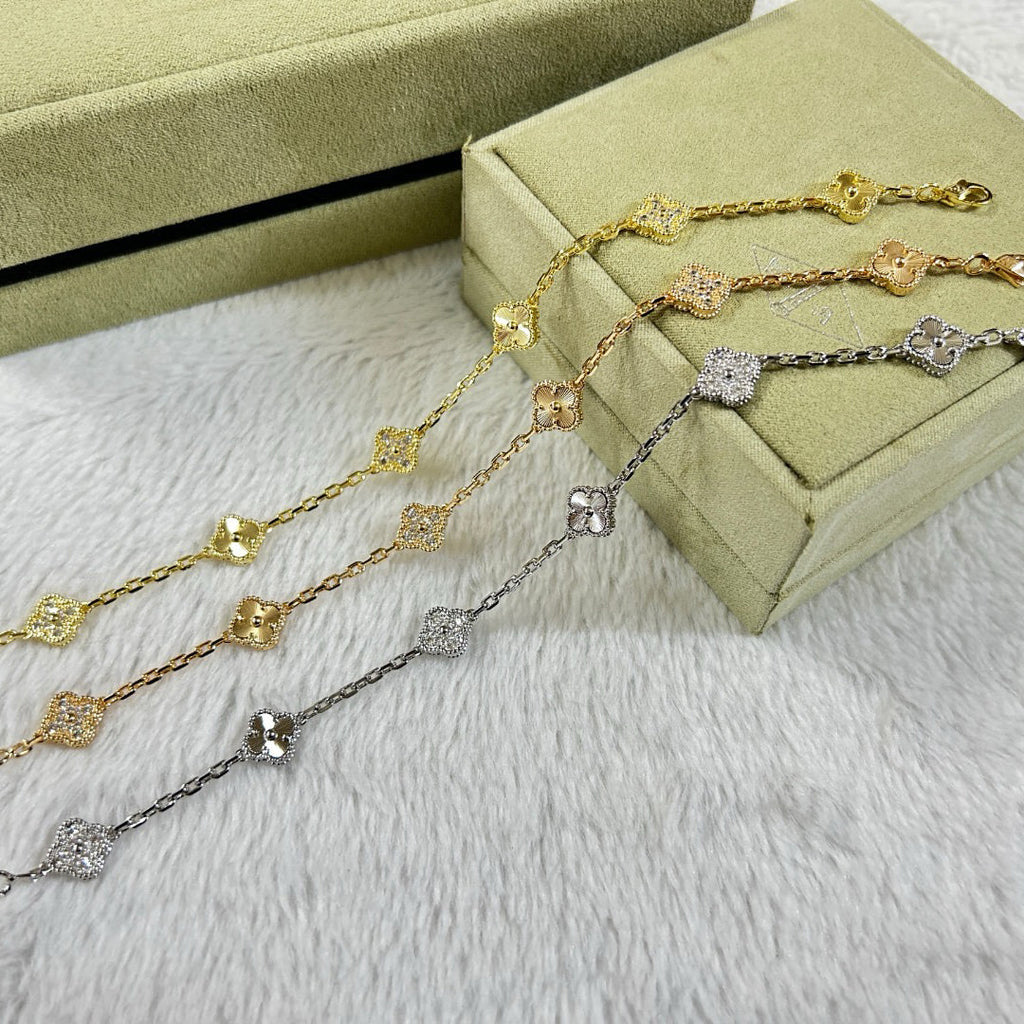 [Loco ]CLOVER 6 MOTIF DIAMOND LASER BRACELET