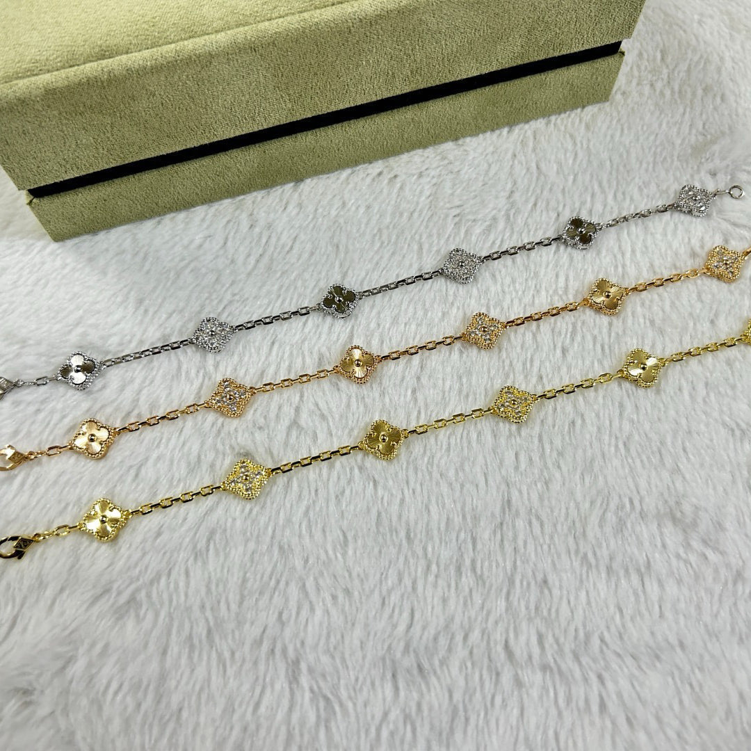 [Loco ]CLOVER 6 MOTIF DIAMOND LASER BRACELET
