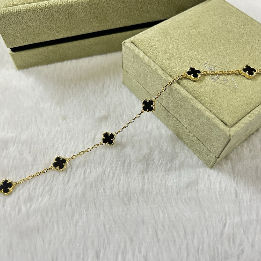 [Loco ]CLOVER 6 MOTIF  ONYXS BRACELET
