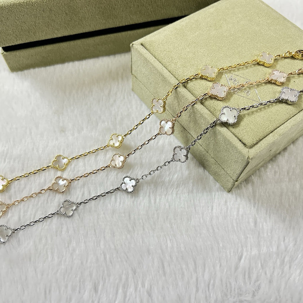 [Loco ]CLOVER 6 MOTIF WHITE MOP BRACELET