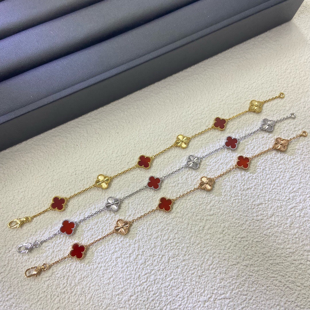 [Loco ]CLOVER 6 MOTIF RED AGATE LASER BRACELET