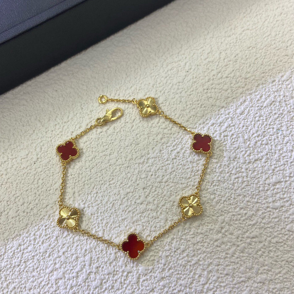 [Loco ]CLOVER 6 MOTIF RED AGATE LASER BRACELET