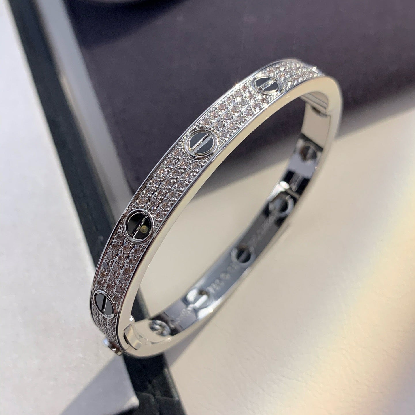 Loco LOVE BRACELET 6.1MM DIAMOND-PAVED CERAMIC