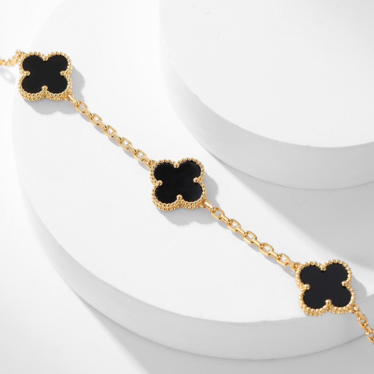 Loco CLOVER 10 MOTIFS ONYX NECKLACE
