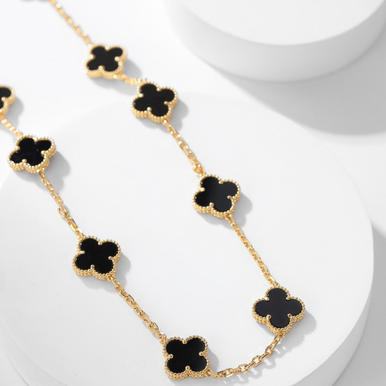 Loco CLOVER 10 MOTIFS ONYX NECKLACE