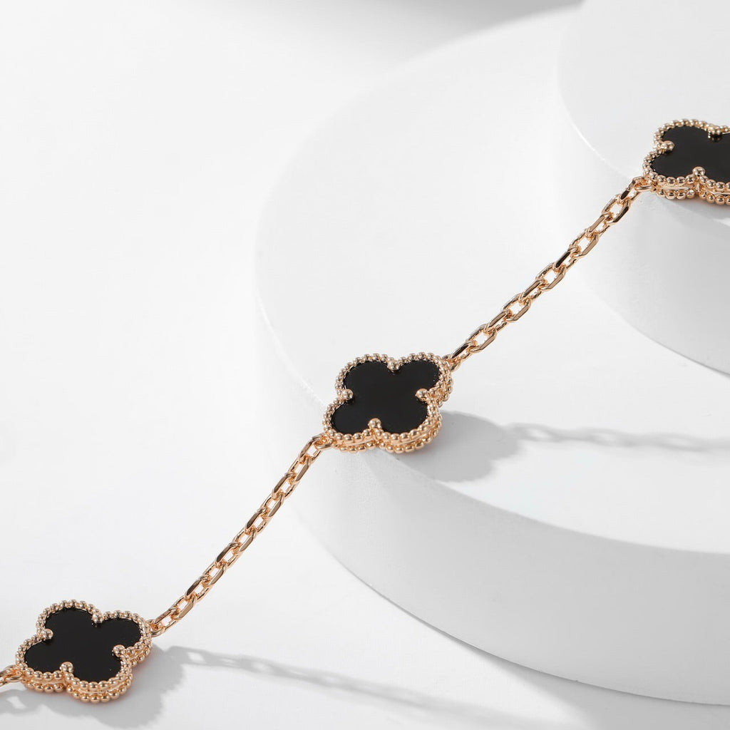 Loco CLOVER 10 MOTIFS ONYX NECKLACE