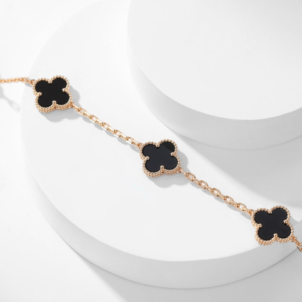 Loco CLOVER 10 MOTIFS ONYX NECKLACE