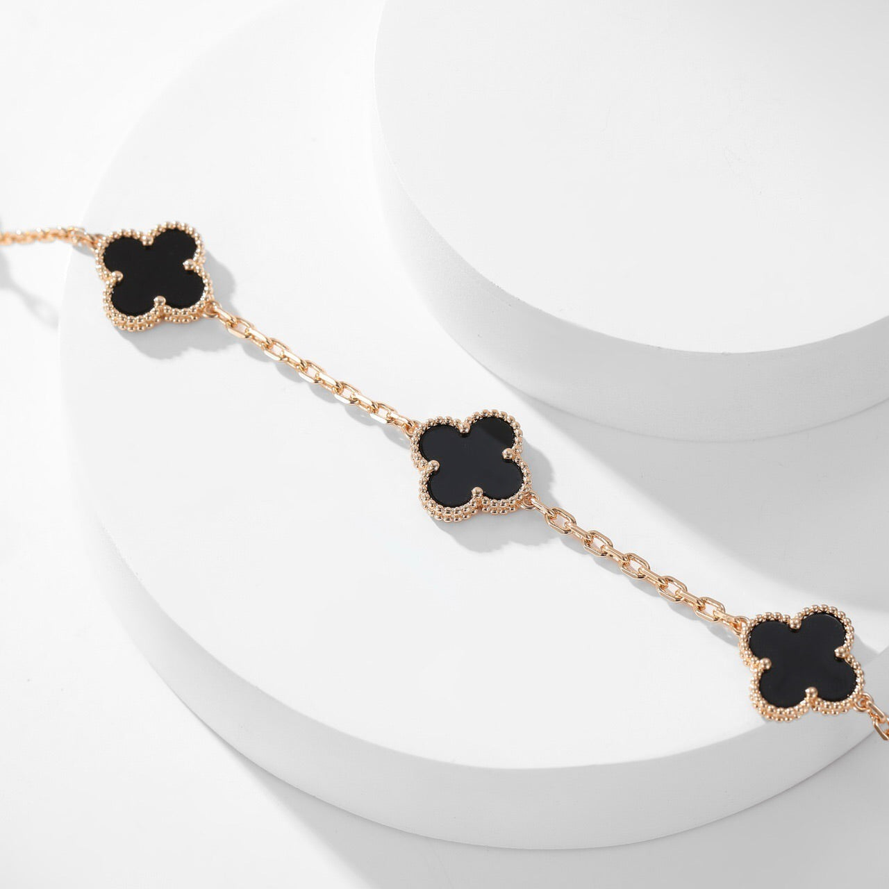 Loco CLOVER 10 MOTIFS ONYX NECKLACE