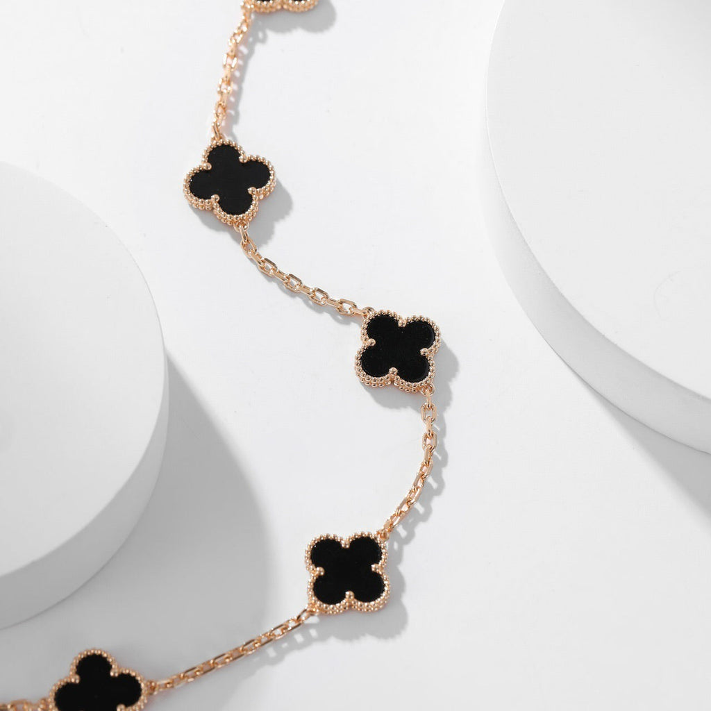 Loco CLOVER 10 MOTIFS ONYX NECKLACE
