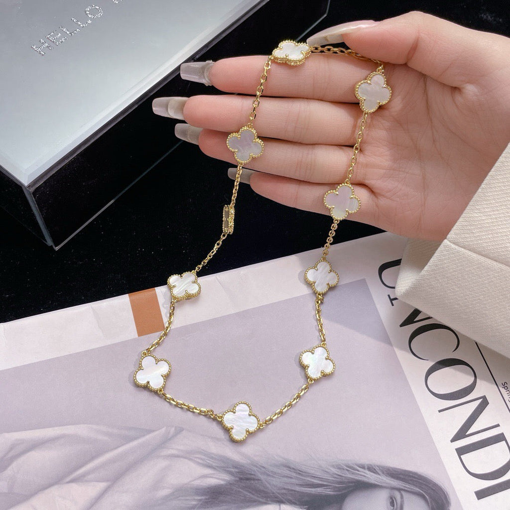 Loco CLOVER 10 MOTIFS WHITE MOTHER OF PEARL NECKLACE