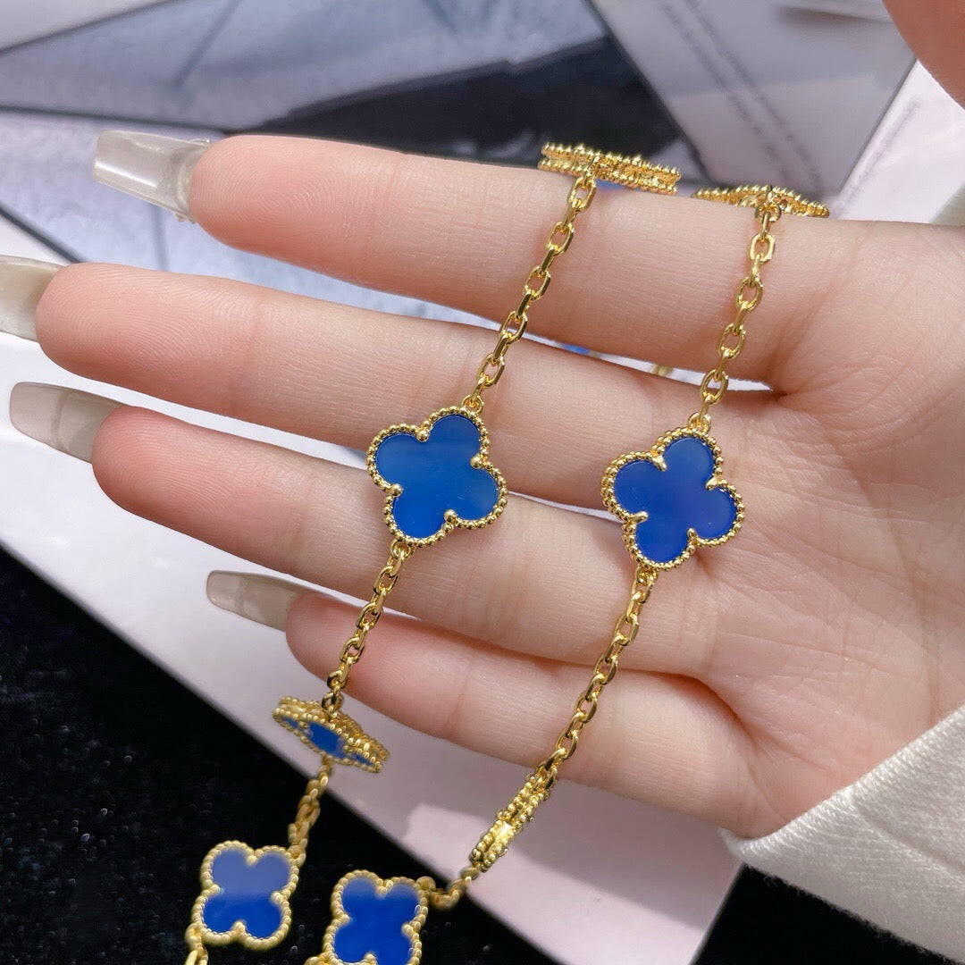 Loco CLOVER 10 MOTIFS BLUE AGATE NECKLACE