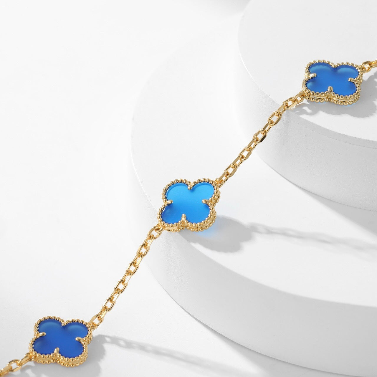 Loco CLOVER 10 MOTIFS BLUE AGATE NECKLACE
