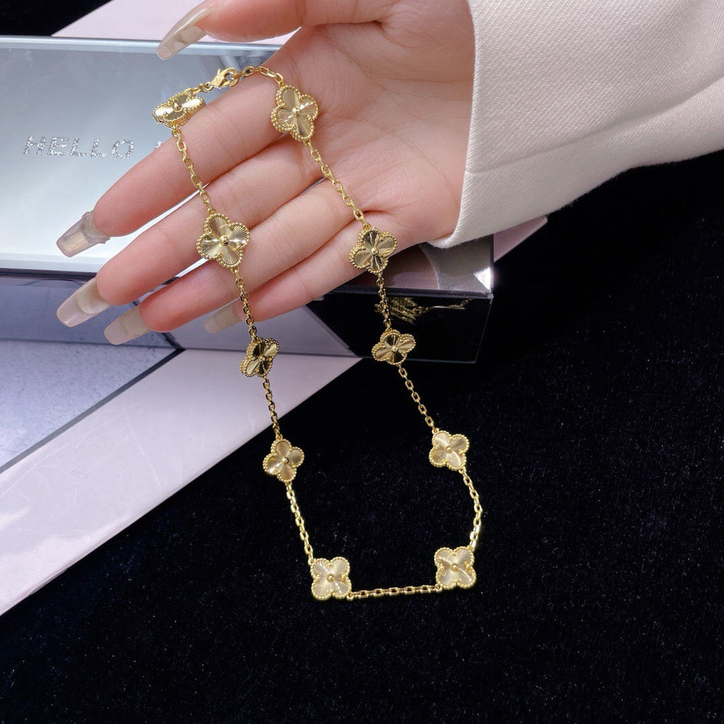 Loco CLOVER 10 MOTIFS LASER NECKLACE