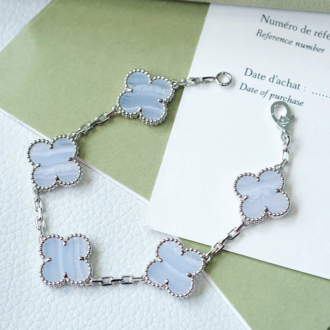 [Loco ]New  CLOVER 5 MOTIF PURPLE CHALCEDONY BRACELET COLLECTION
