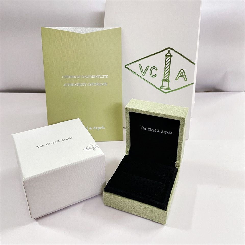 Loco VA CLOVER BRACELET NECKLACE RING BOX GIFT BAG