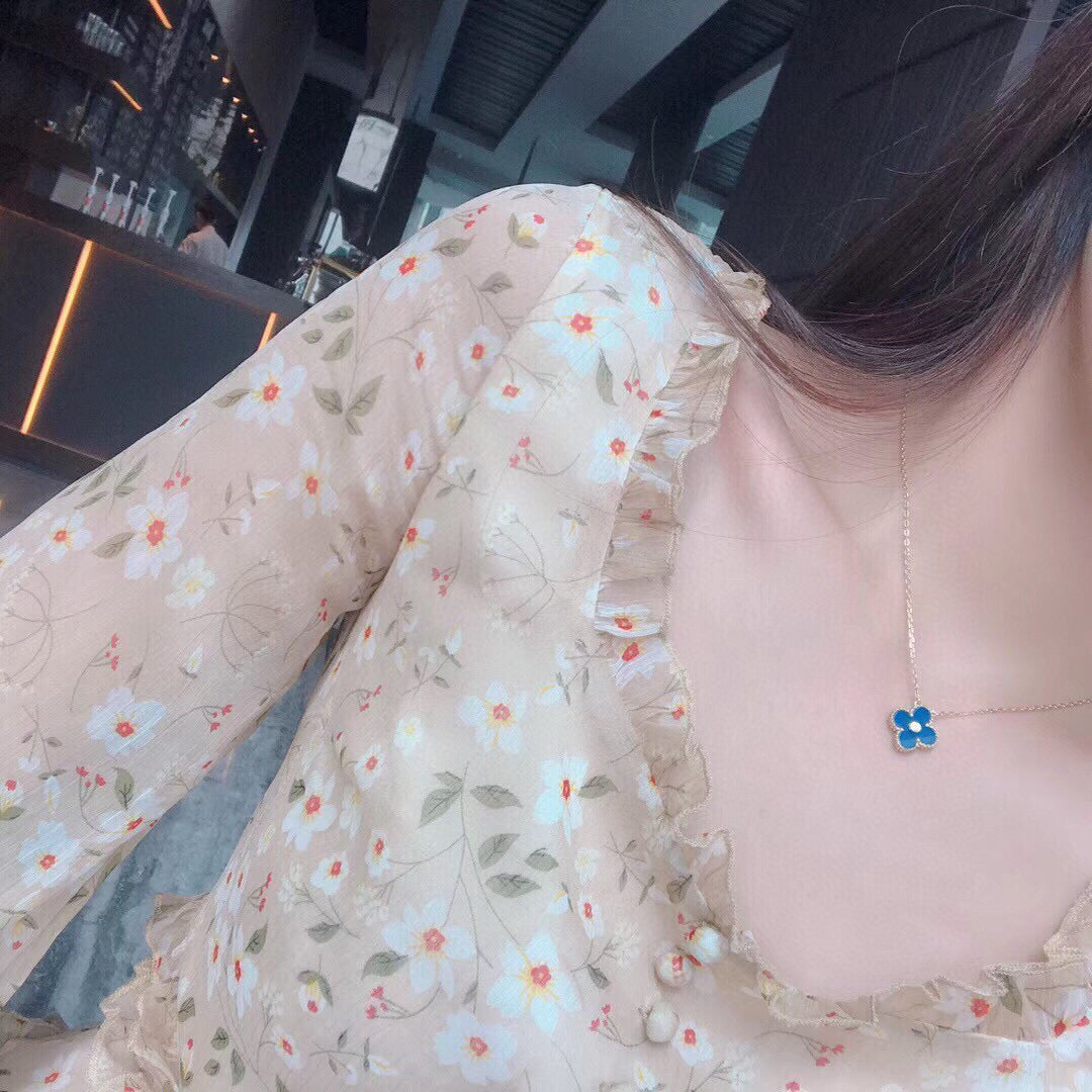 Loco CLOVER 15MM DIAMOND AND BLUE AGATE NECKLACE